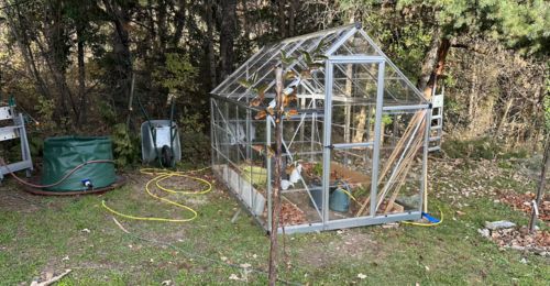 Blog Jardinage : Techniques modernes pour une irrigation de serre efficace : méthodes et outils pour mieux gérer l’eau